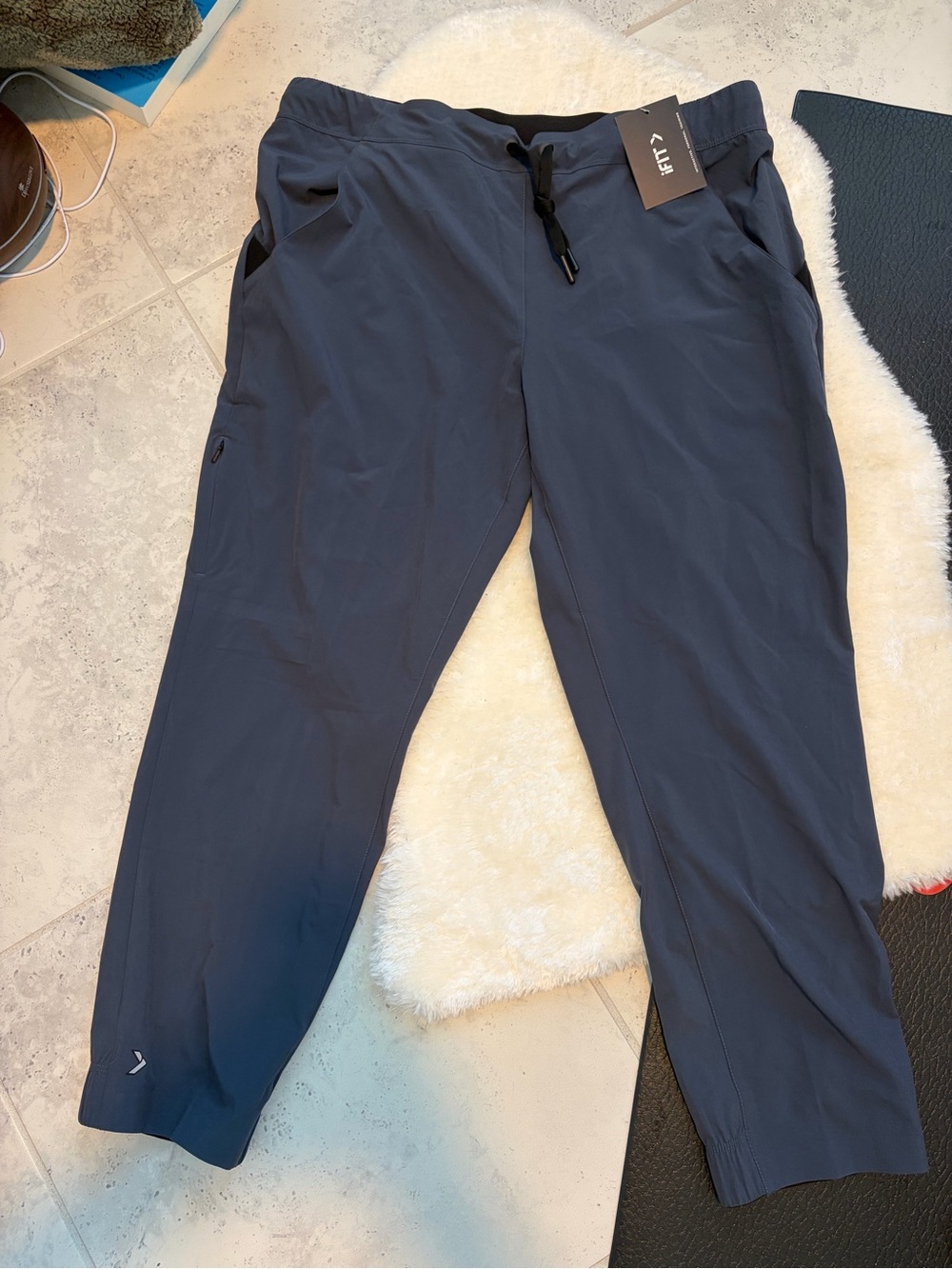 Lightweight Slate Cropped Active Pants with Drawstring